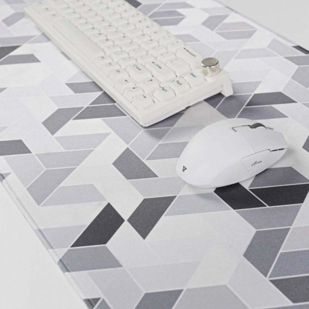Fantech Desk Mat MP905 GE01 - Fantech Jordan | Gaming Accessories Store 